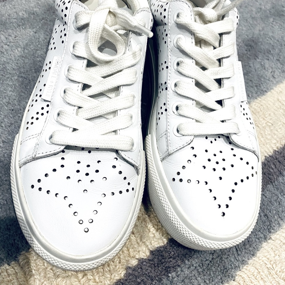 Kendall + Kylie white platform sneakers 6.5